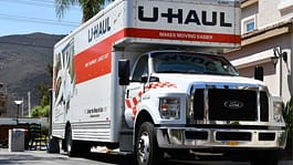 How to Drive a U-Haul Truck Safely and Effectively