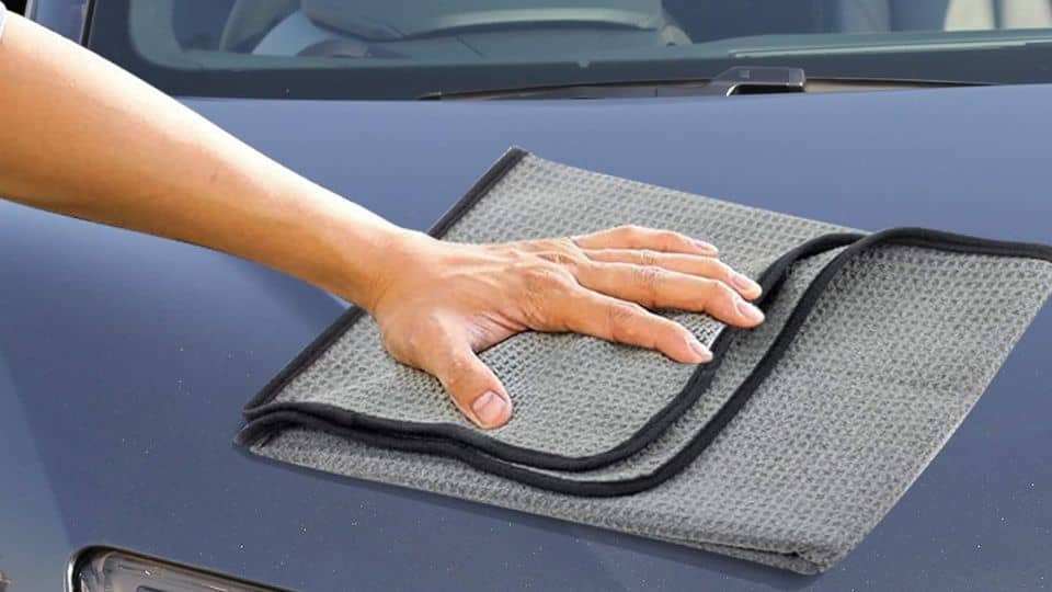 How Do You Dry A Car Without Scratching It?